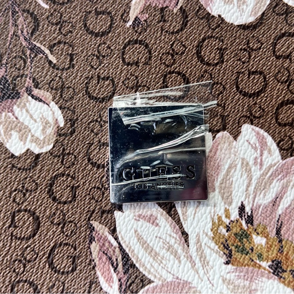 NEW WOT Guess Brown and Pink Floral Cosmetics bag - Picture 2 of 5